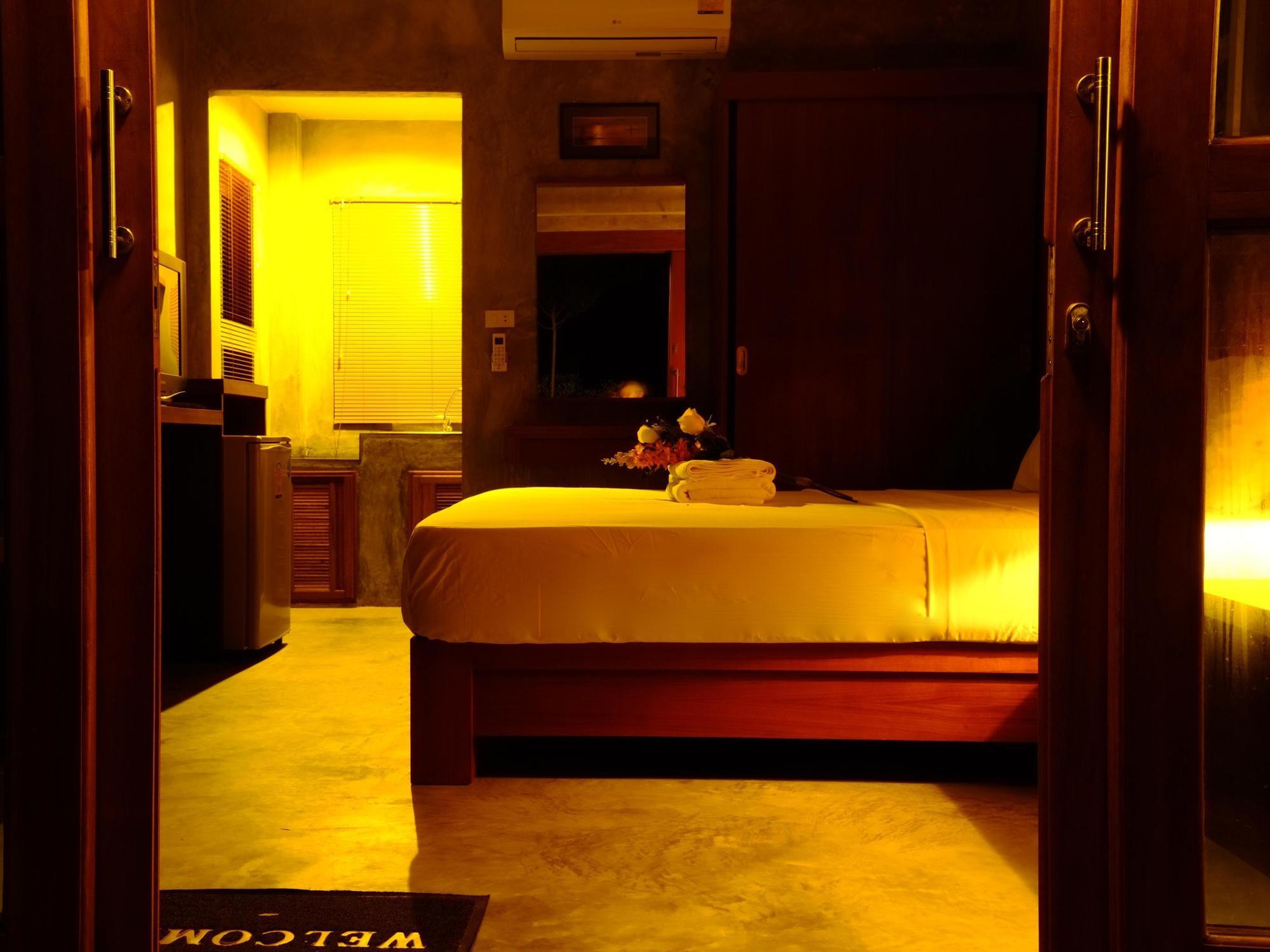 Phangan Palm Beach Resort & Restaurant Ko Pha Ngan Dış mekan fotoğraf